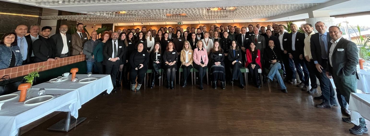 eyodercalistay_yatay1